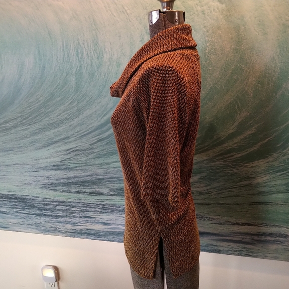 Short Sleeve Slouchy Cowl Neck Sweater - Picture 3 of 6